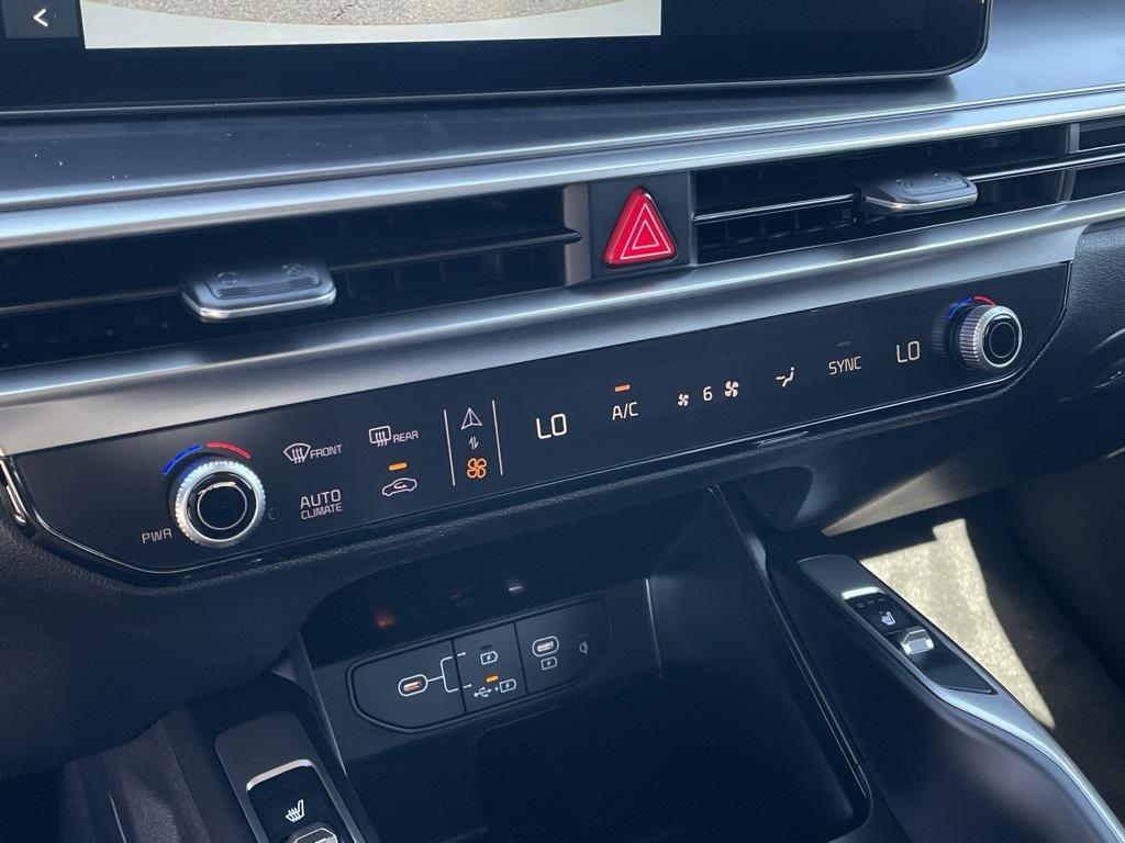 new 2026 Kia Sorento car, priced at $35,170