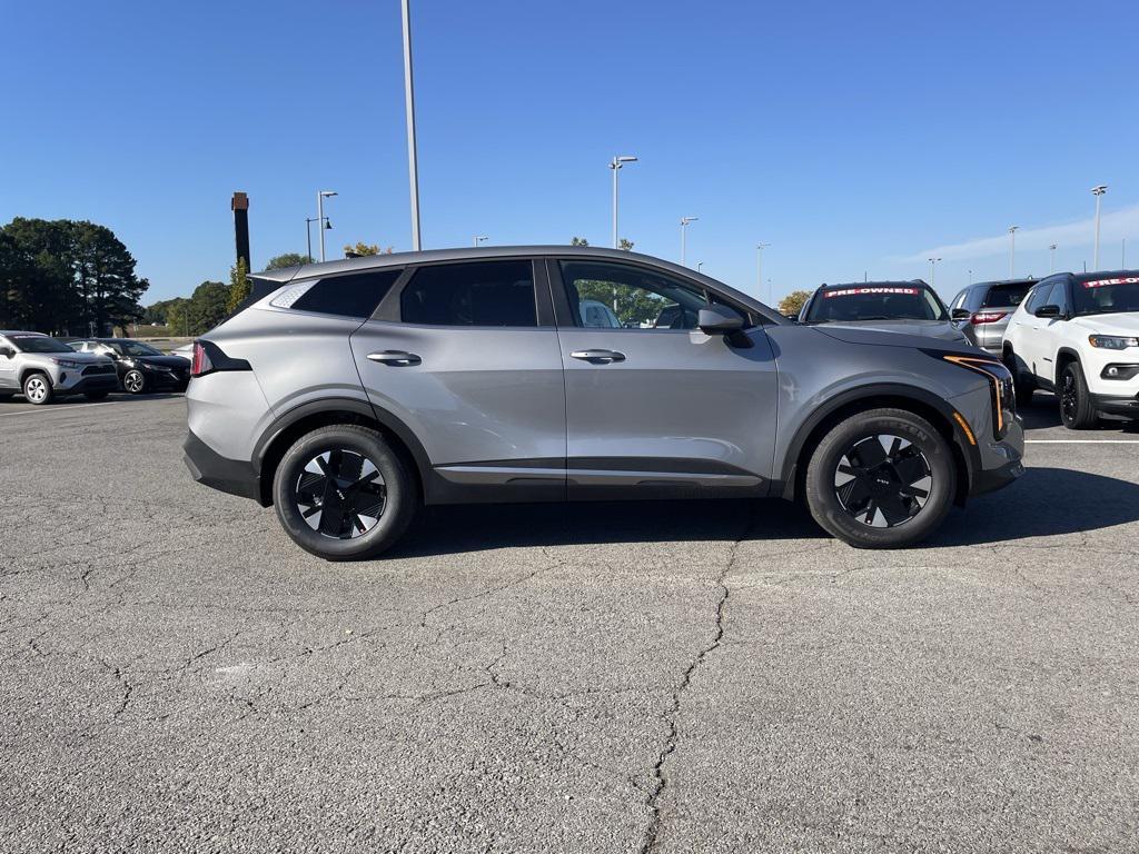 new 2026 Kia Sportage Hybrid car, priced at $32,149