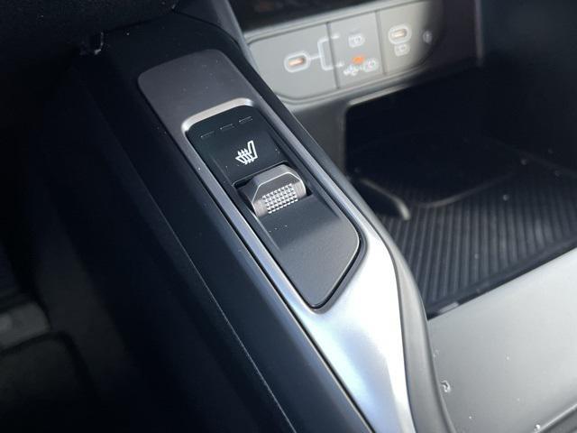 new 2025 Kia Sorento car, priced at $33,962