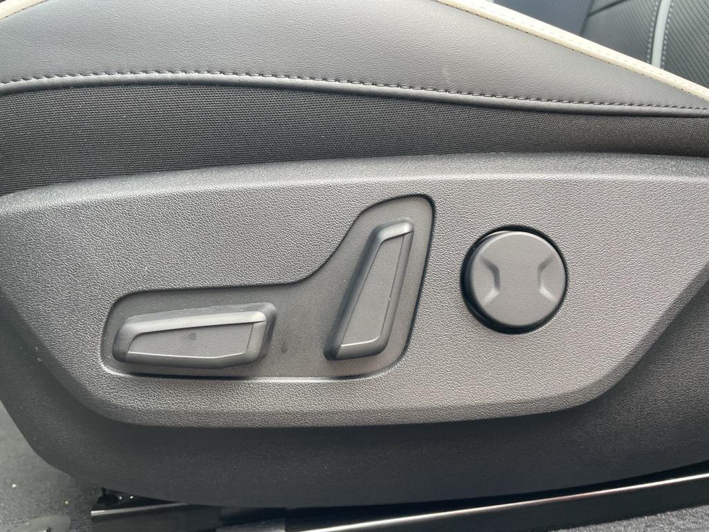 new 2025 Kia EV6 car, priced at $54,955