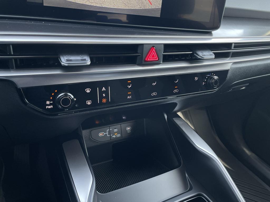 new 2026 Kia Sorento car, priced at $30,673