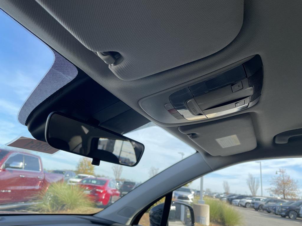 new 2026 Kia Sorento car, priced at $30,673