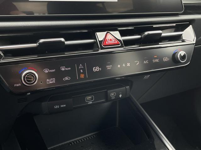 new 2025 Kia Niro car, priced at $32,978