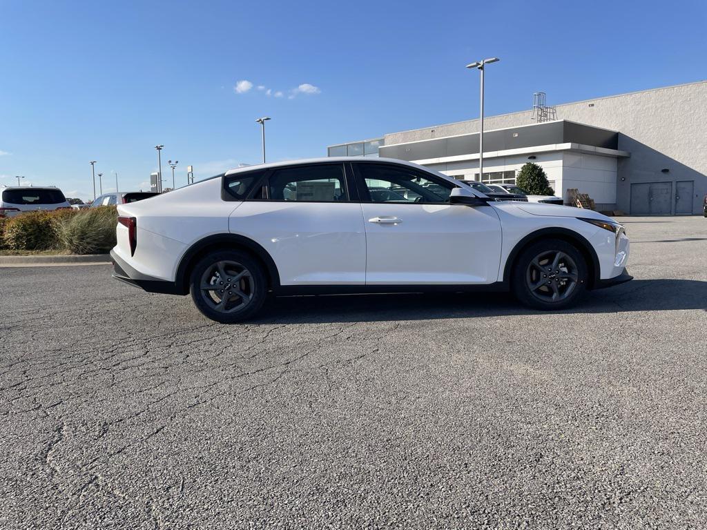 new 2025 Kia K4 car, priced at $23,366