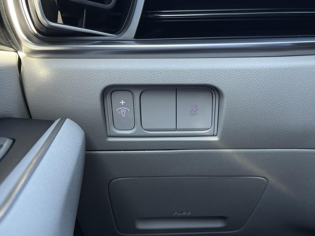 new 2026 Kia Sorento car, priced at $37,679