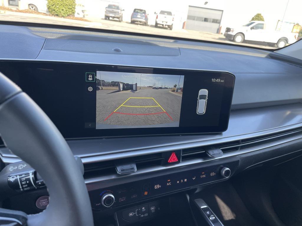 new 2025 Kia Sorento car, priced at $34,545