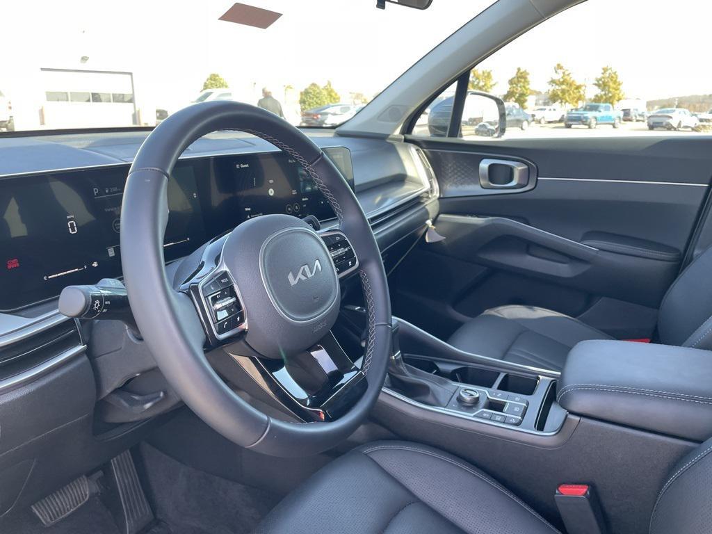 new 2025 Kia Sorento car, priced at $34,545