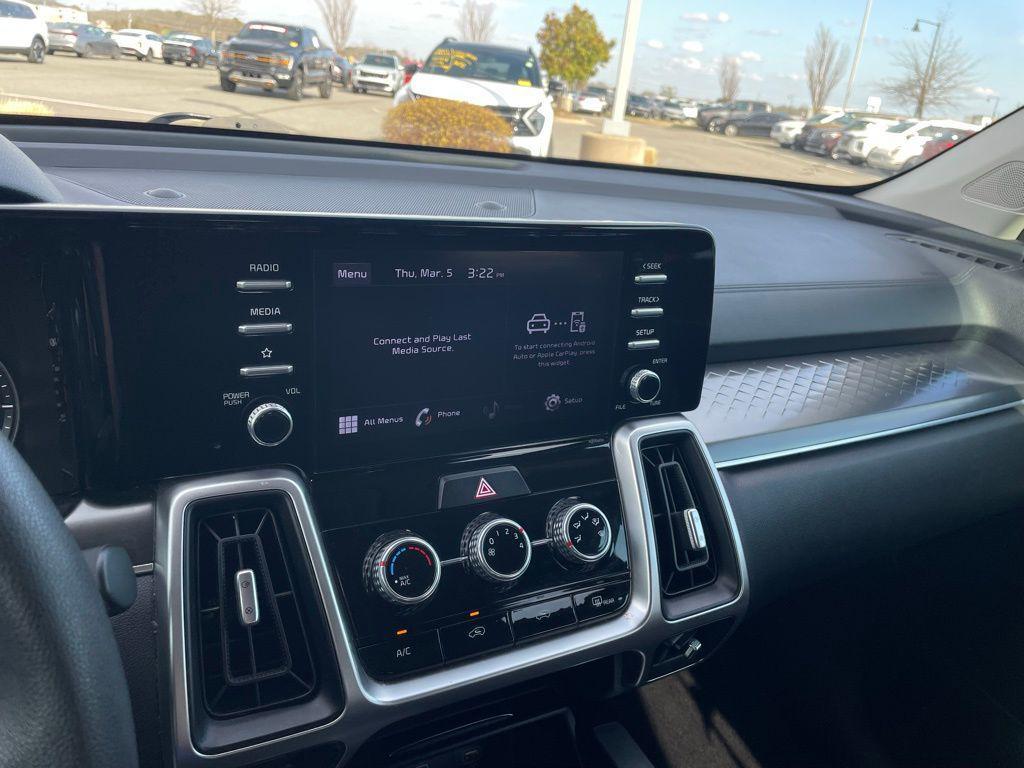 used 2021 Kia Sorento car, priced at $17,361