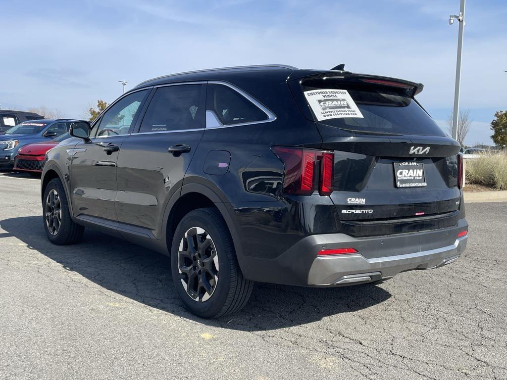 new 2025 Kia Sorento car, priced at $34,387
