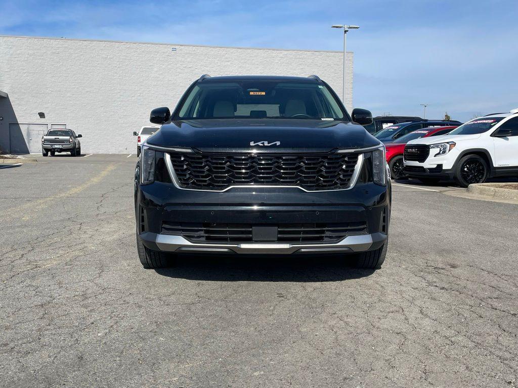 new 2025 Kia Sorento car, priced at $32,999