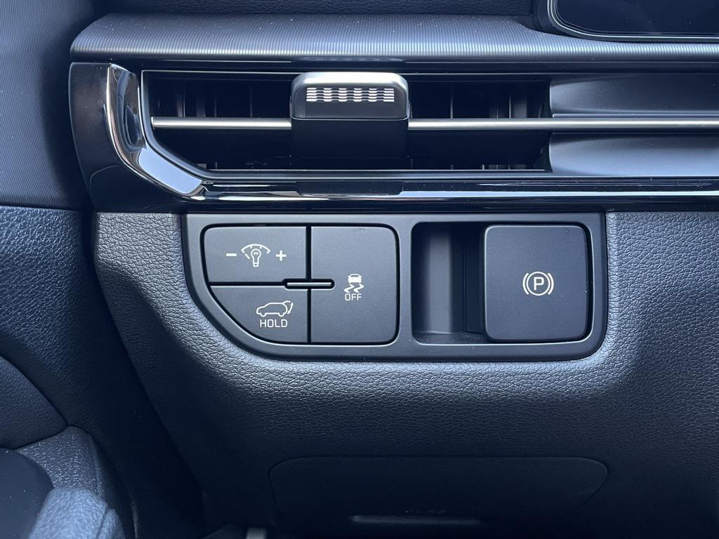 new 2026 Kia Sportage car, priced at $30,328