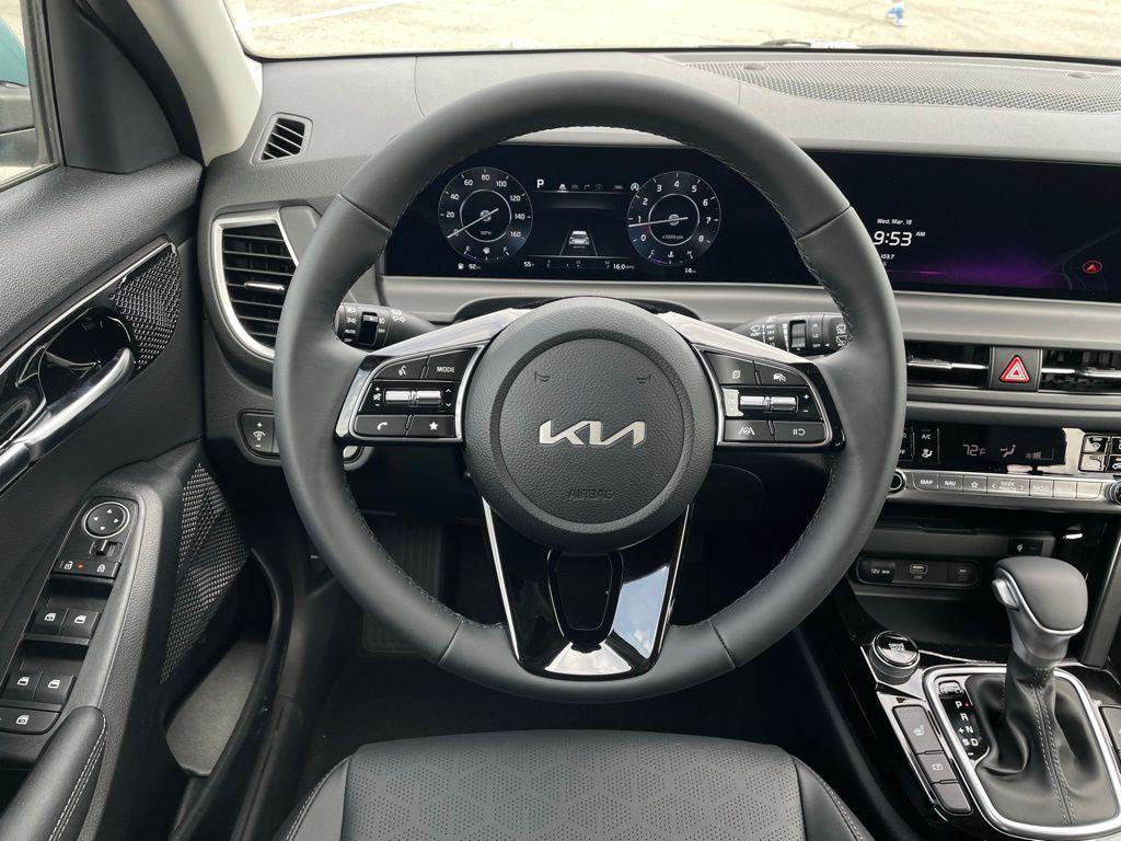 new 2026 Kia Seltos car, priced at $27,001