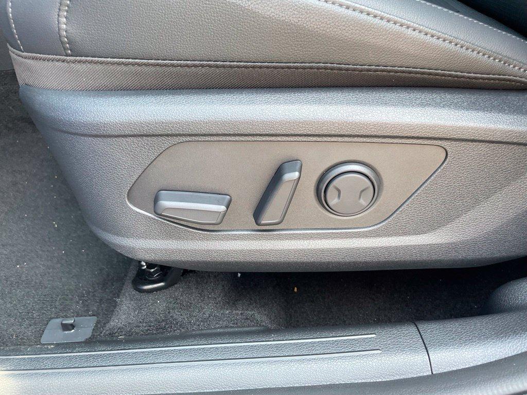 new 2026 Kia Sportage car, priced at $35,232