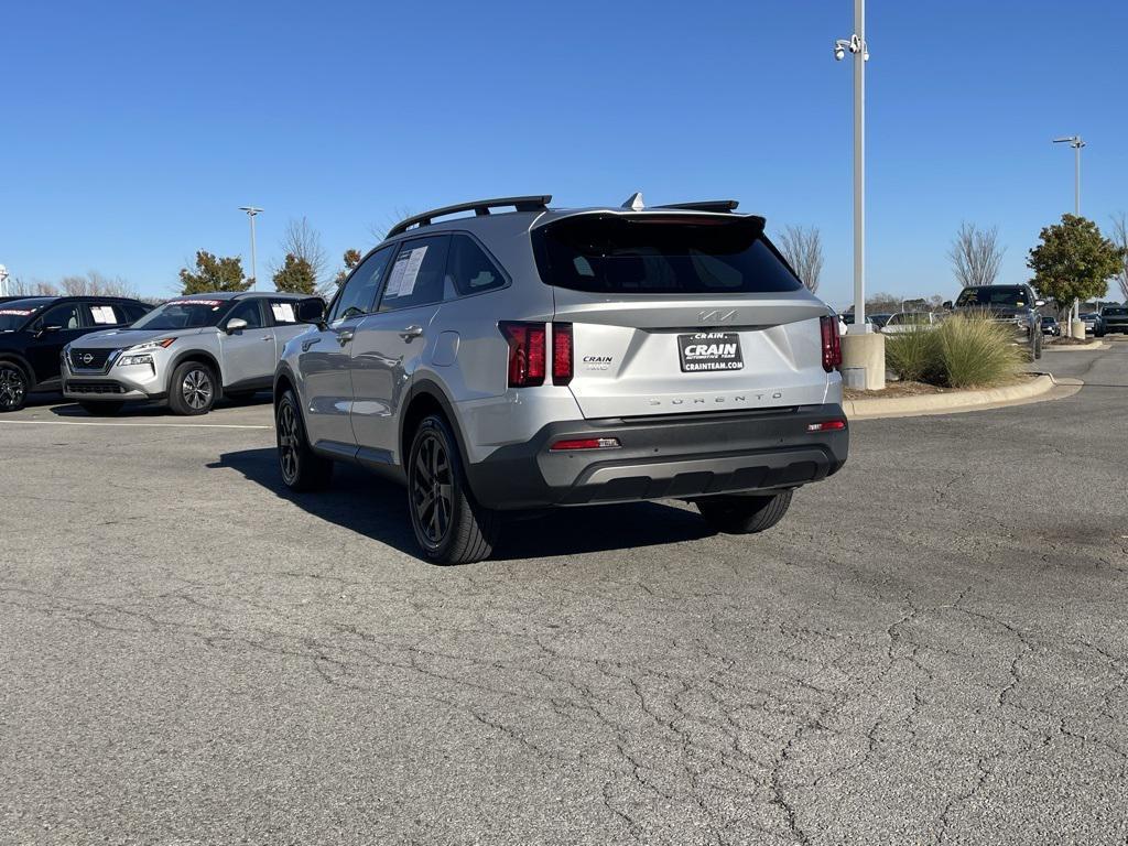 used 2022 Kia Sorento car, priced at $25,693