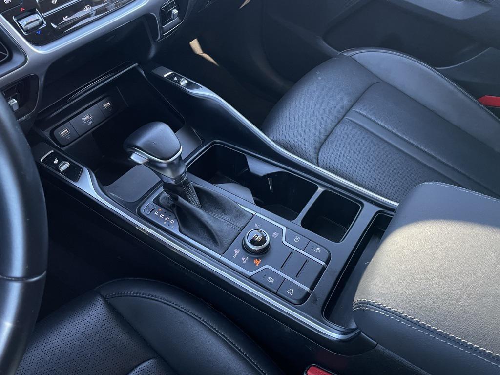 used 2022 Kia Sorento car, priced at $25,693