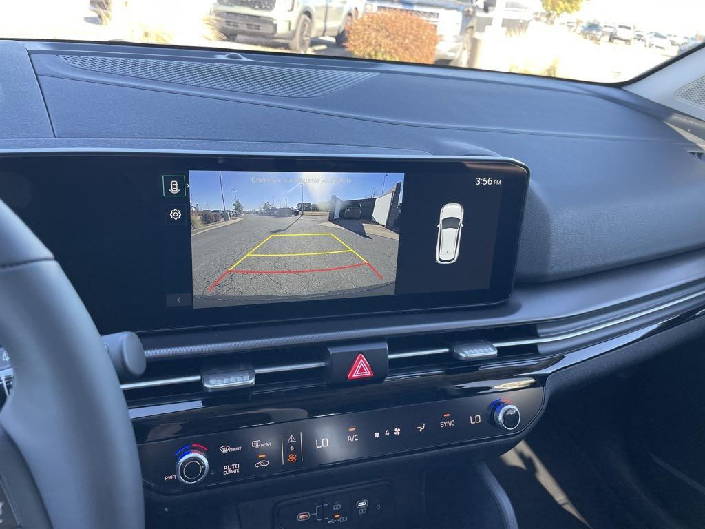 new 2026 Kia Sportage car, priced at $30,926