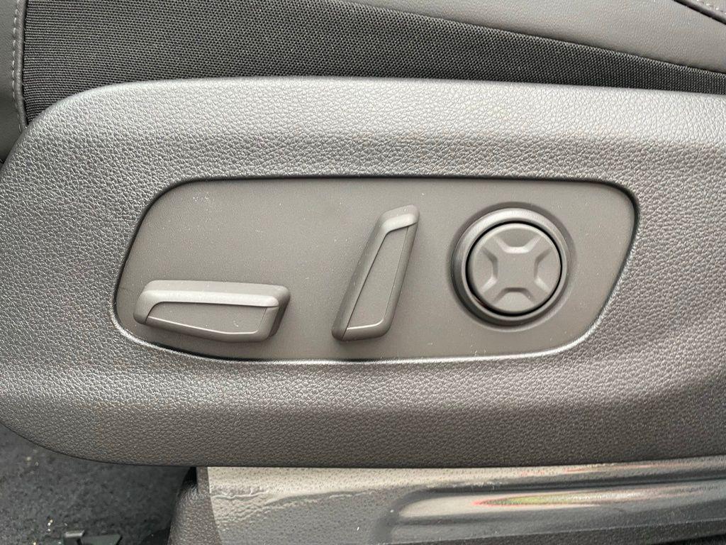 new 2026 Kia Carnival car, priced at $39,148