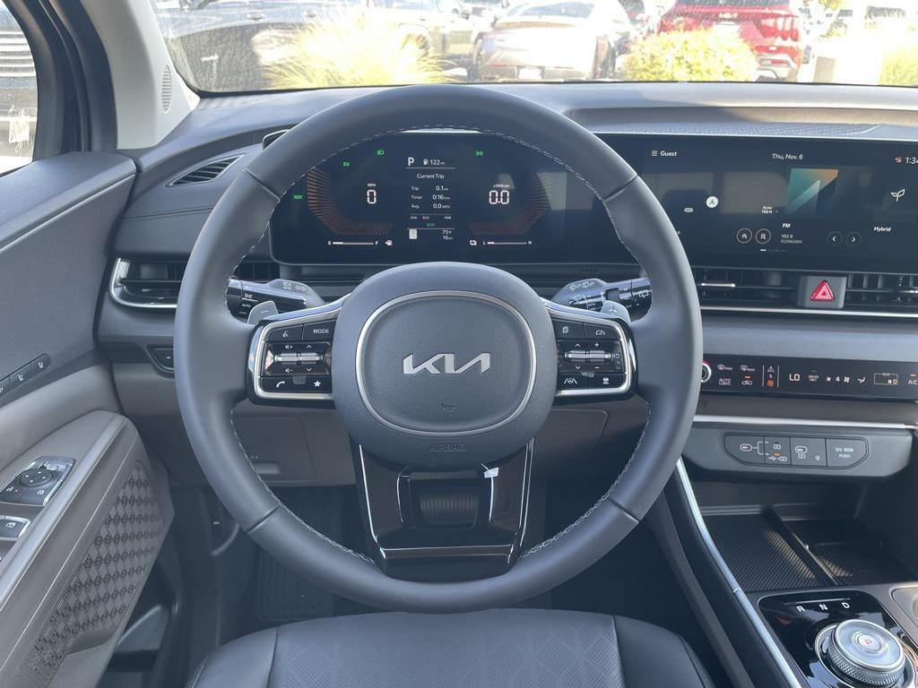 new 2026 Kia Carnival Hybrid car, priced at $43,984