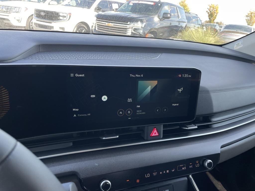 new 2026 Kia Carnival Hybrid car, priced at $43,984