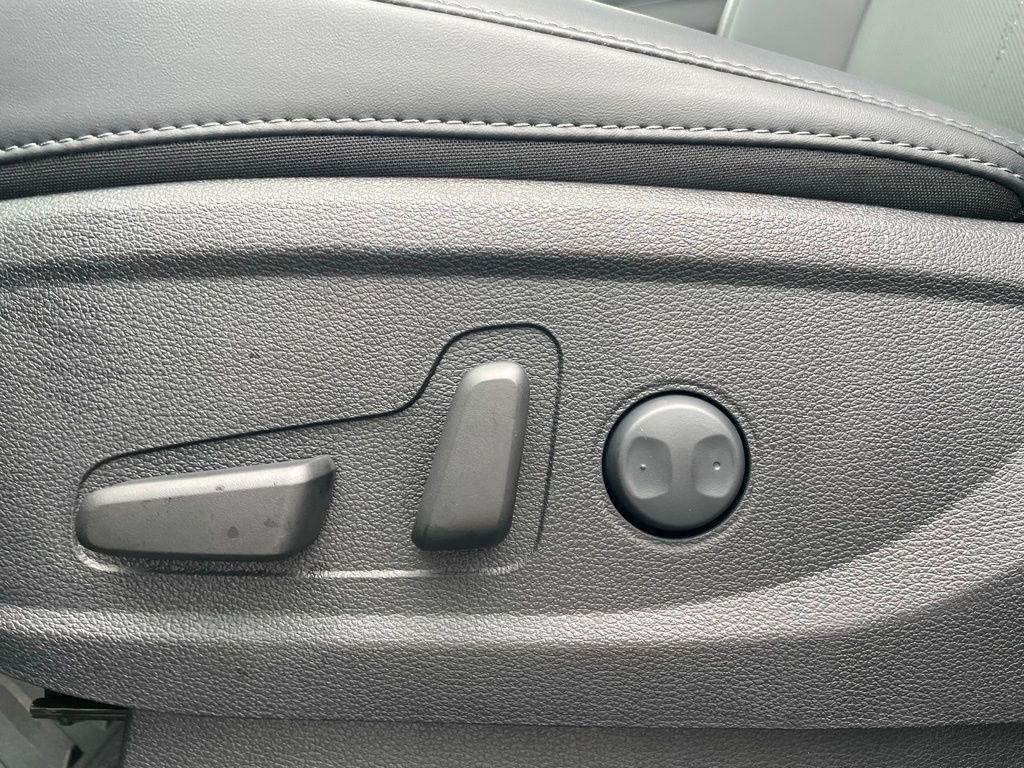 new 2025 Kia Telluride car, priced at $38,166