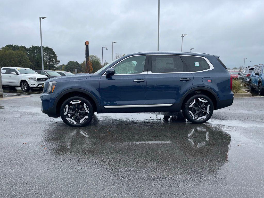 new 2025 Kia Telluride car, priced at $38,166