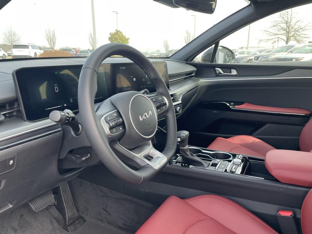 new 2026 Kia K5 car, priced at $30,553