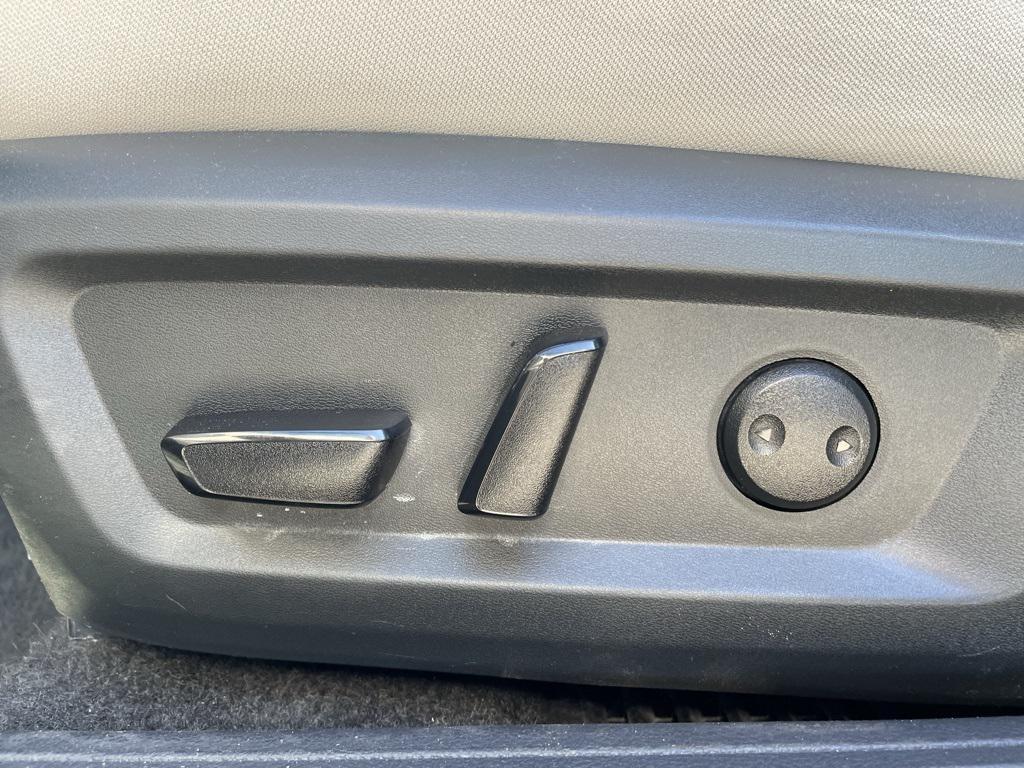 used 2024 Nissan Rogue car, priced at $21,860