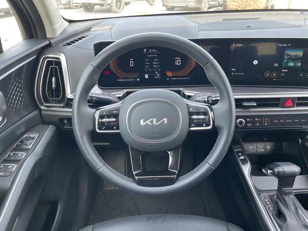 new 2025 Kia Sorento car, priced at $33,435