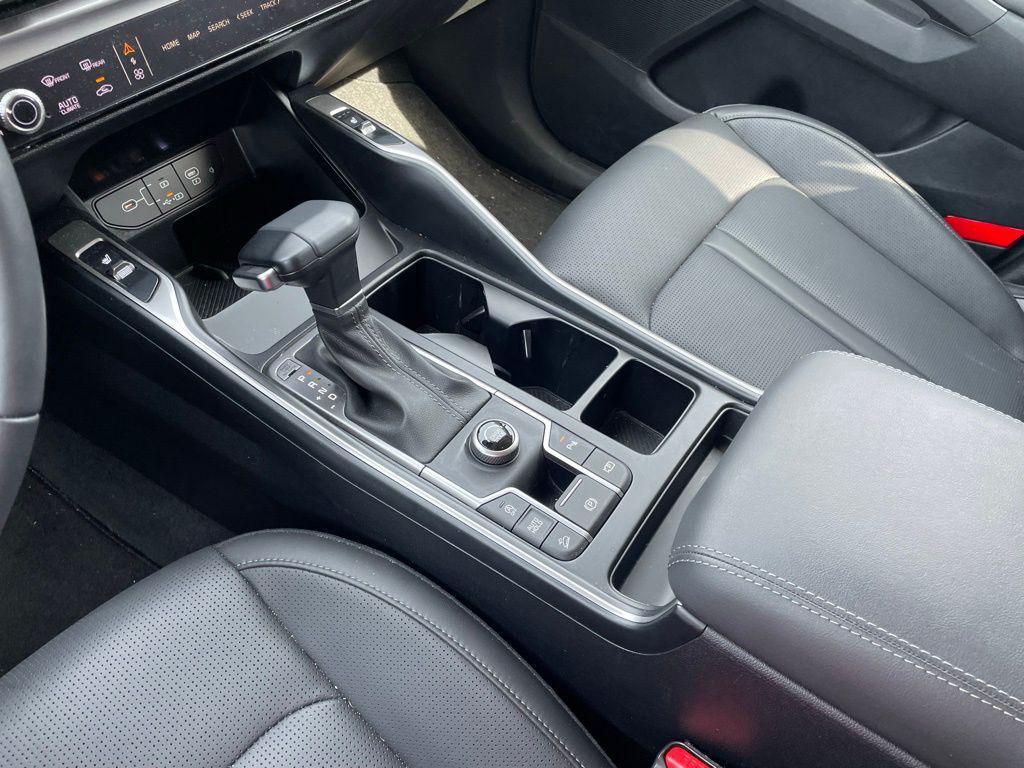 new 2025 Kia Sorento car, priced at $33,435