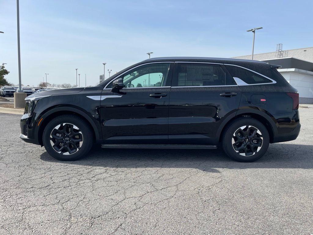 new 2025 Kia Sorento car, priced at $33,435