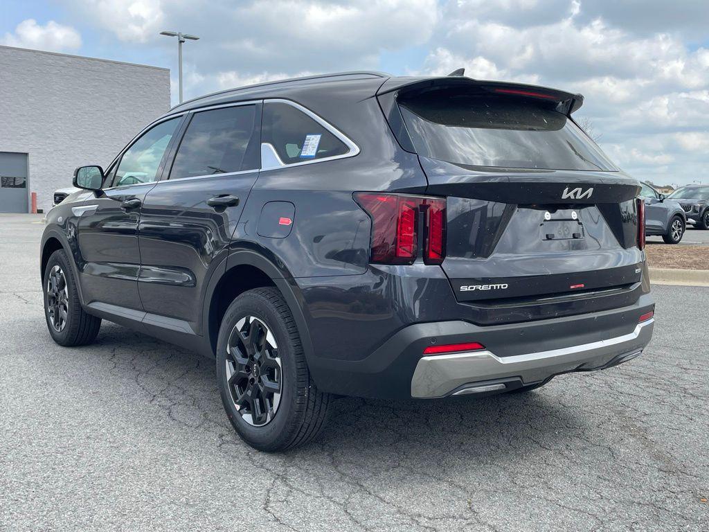 new 2026 Kia Sorento car, priced at $36,591