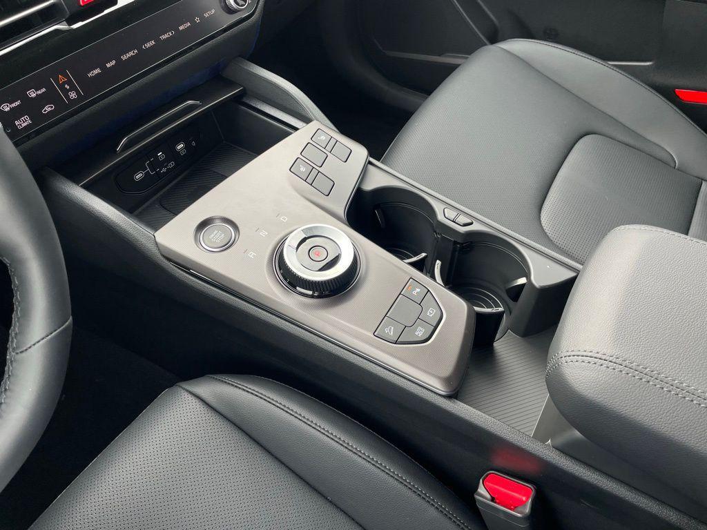 new 2026 Kia Sportage Hybrid car, priced at $33,781