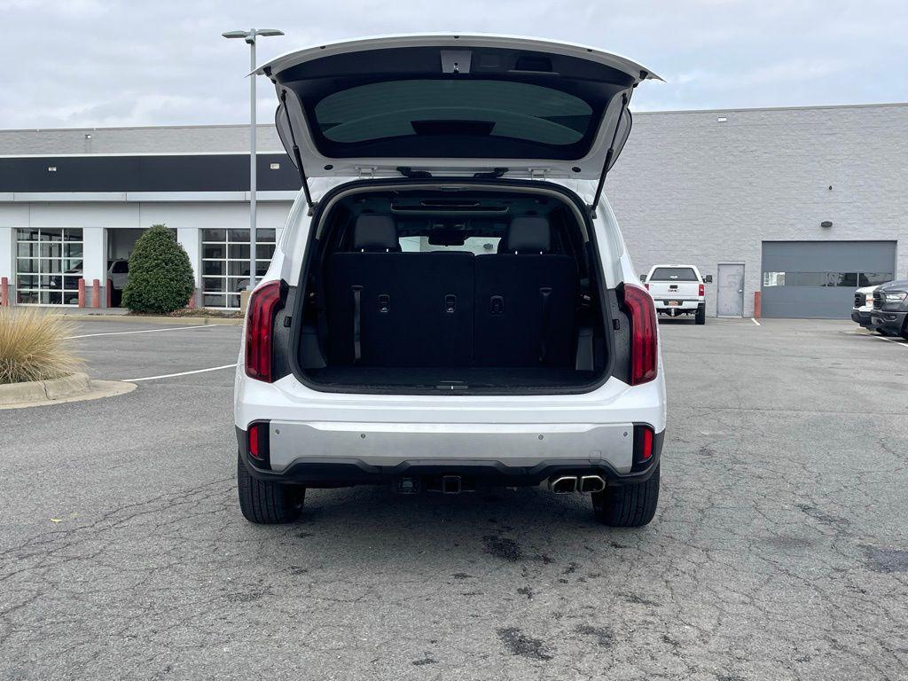 used 2024 Kia Telluride car, priced at $34,000