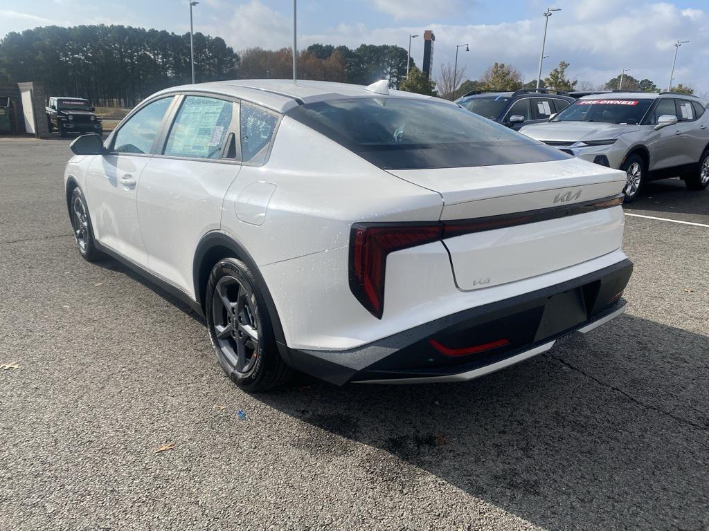 new 2025 Kia K4 car, priced at $23,366