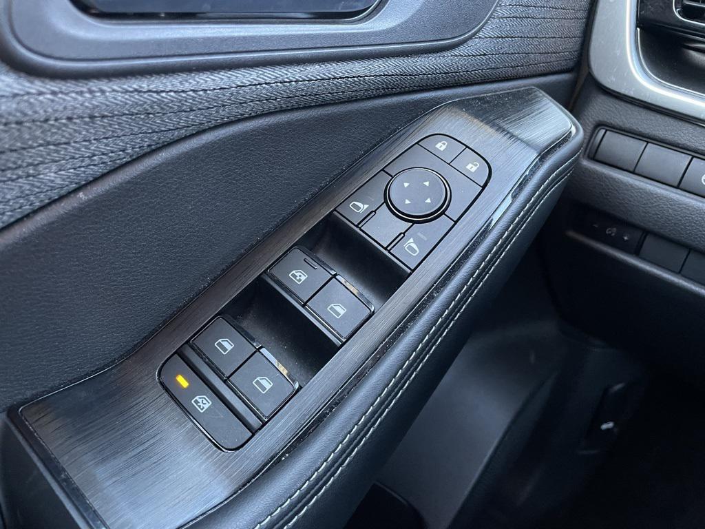 used 2023 Nissan Rogue car, priced at $19,137