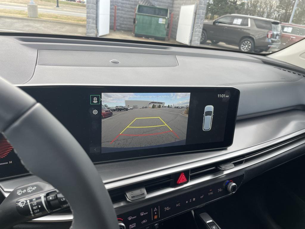 new 2025 Kia Sorento car, priced at $35,412