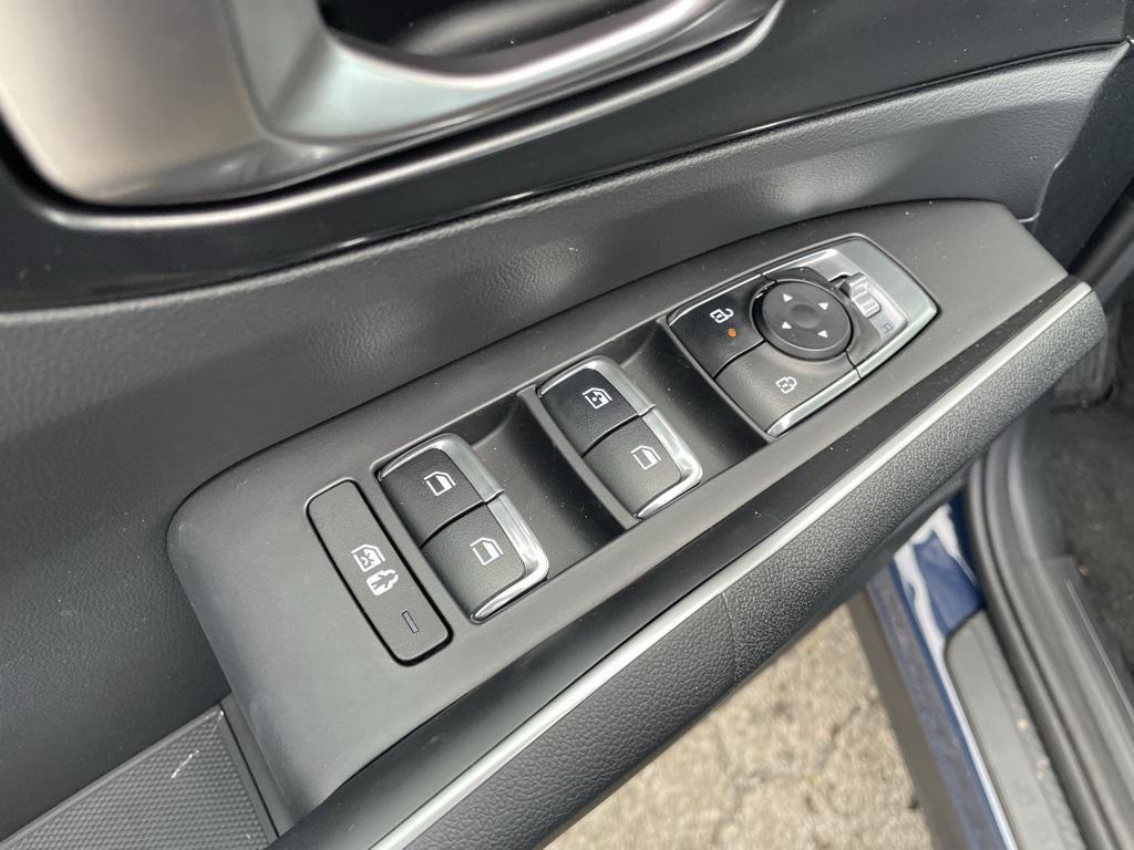new 2025 Kia Sorento car, priced at $35,412