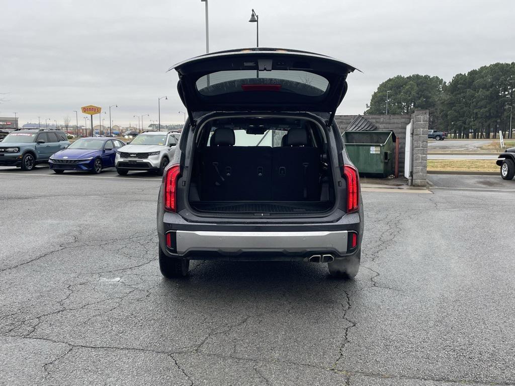 used 2025 Kia Telluride car, priced at $35,234