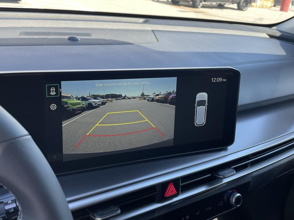 new 2026 Kia Sorento car, priced at $33,484