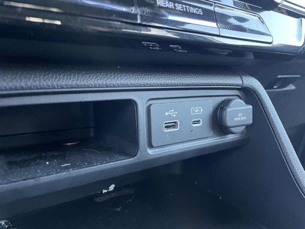 used 2025 Honda Pilot car, priced at $36,110