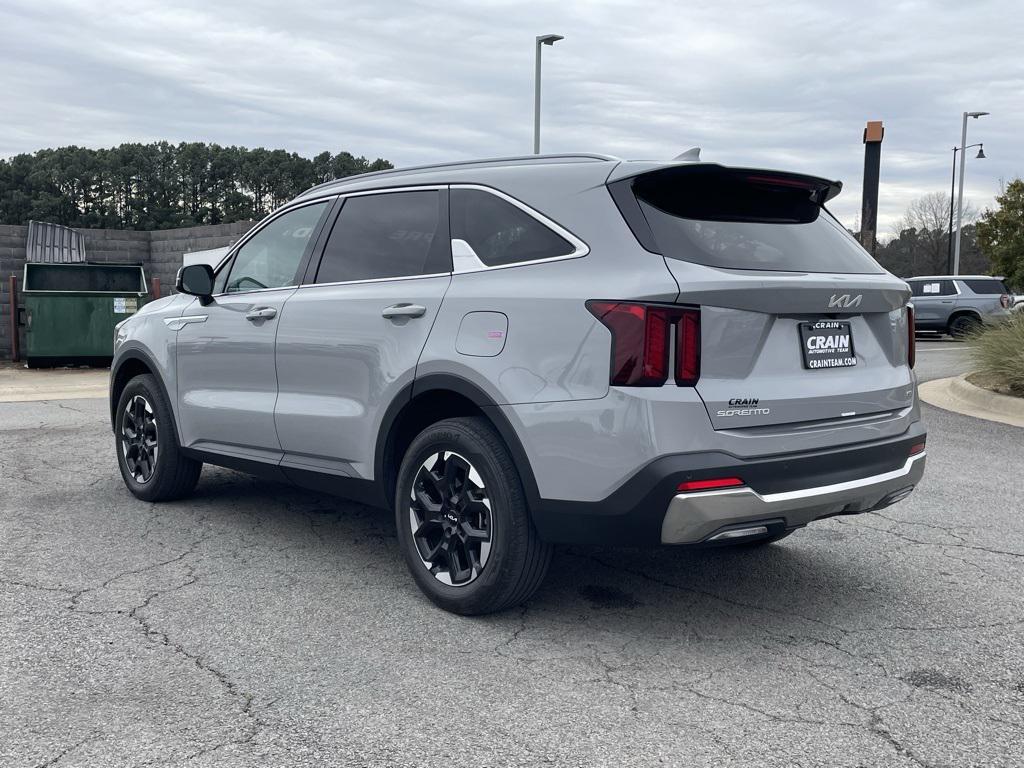 used 2025 Kia Sorento car, priced at $27,449