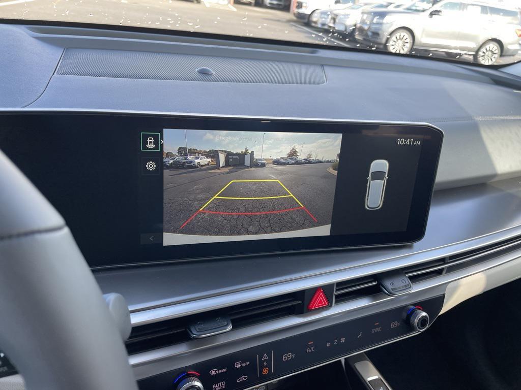 new 2026 Kia Sorento car, priced at $33,943