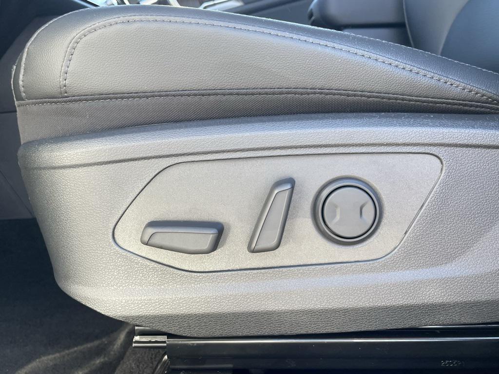 new 2026 Kia Sportage car, priced at $30,926