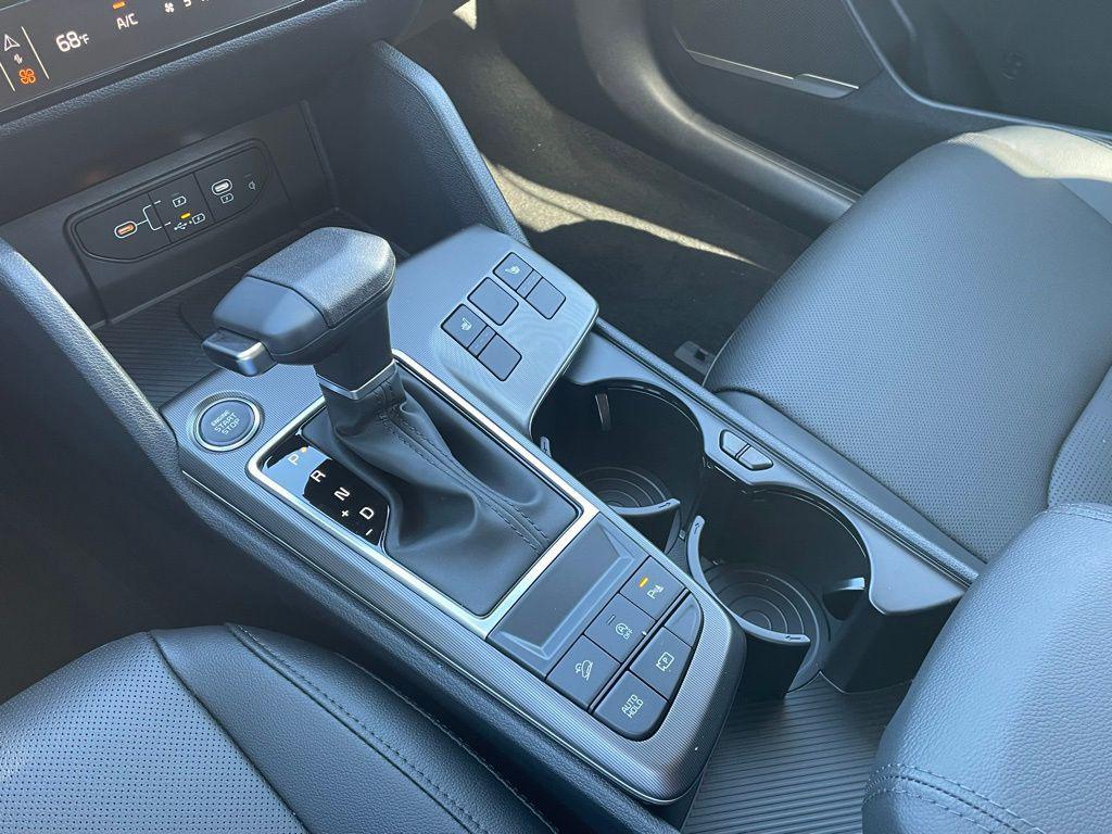 new 2026 Kia Sportage car, priced at $30,926