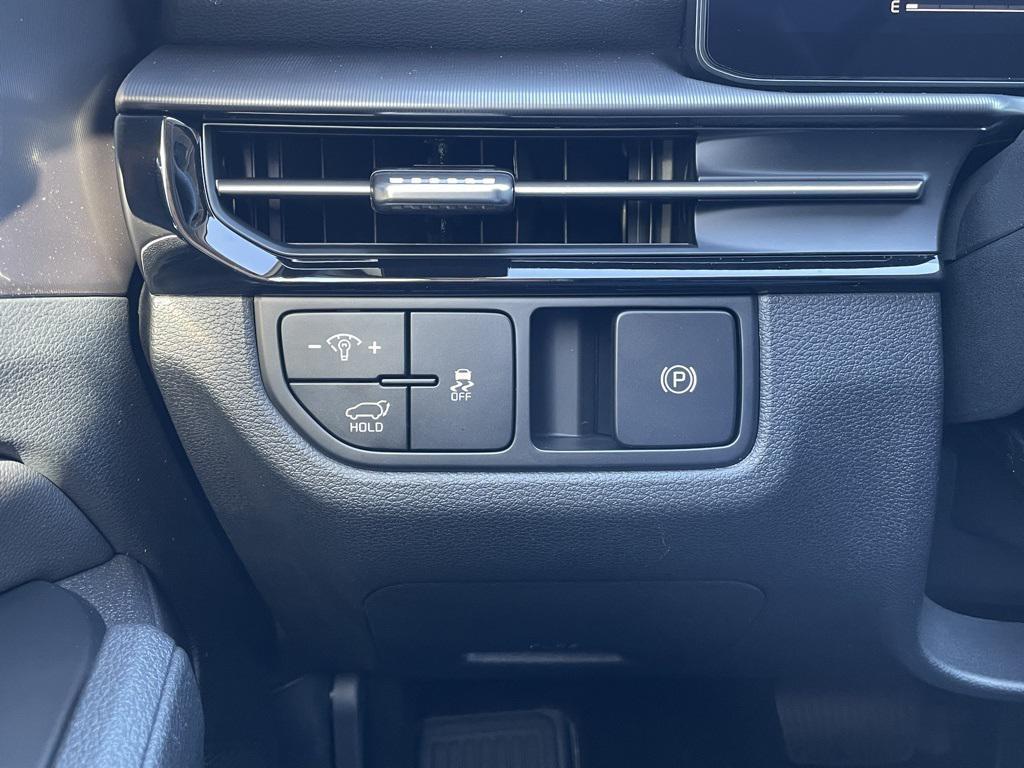 new 2026 Kia Sportage car, priced at $30,926