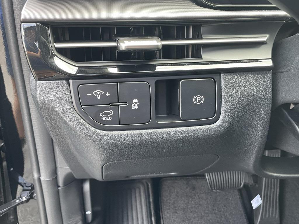 new 2026 Kia Sportage car, priced at $31,268