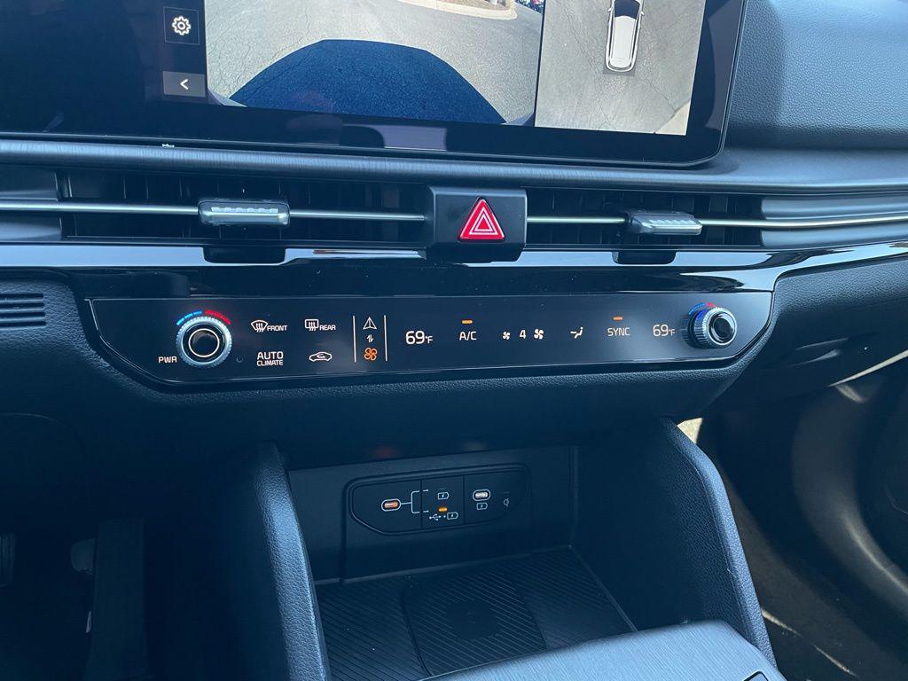 new 2026 Kia Sportage car, priced at $36,509