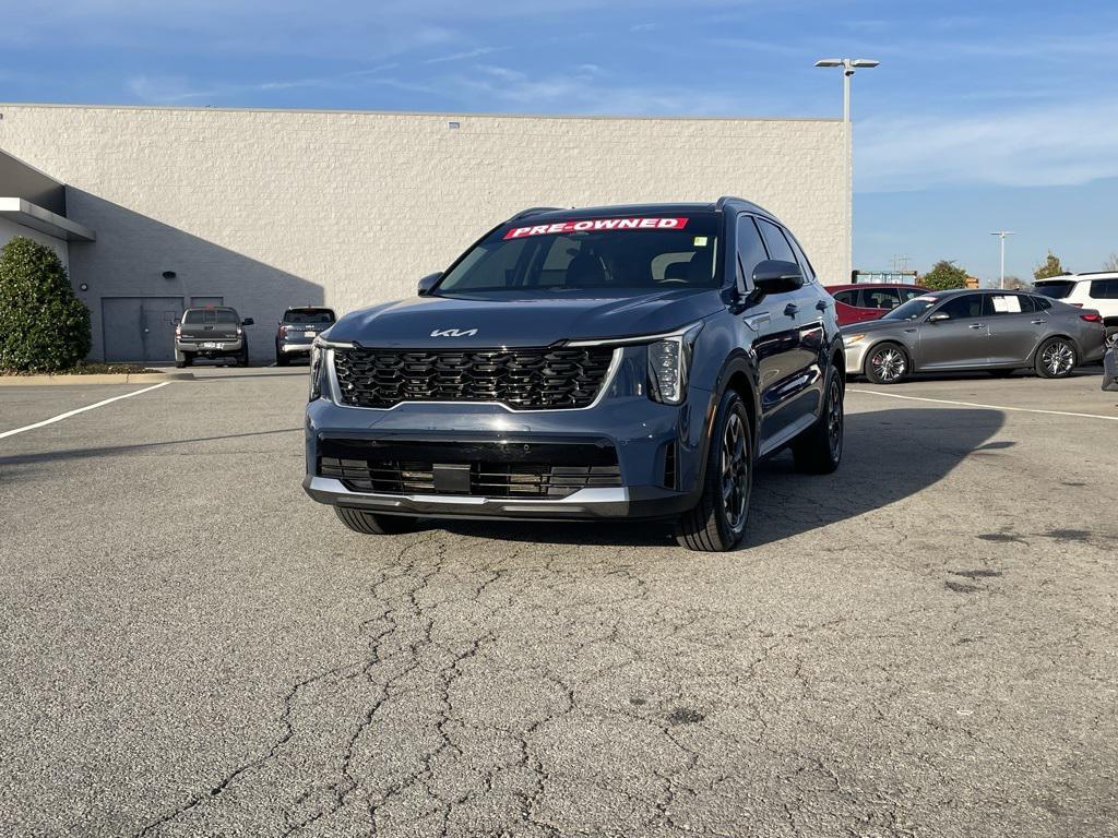 used 2025 Kia Sorento car, priced at $28,498