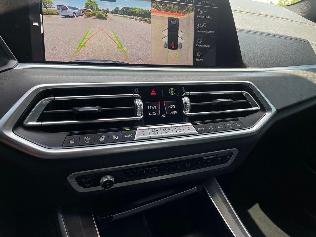 BMW X5 view 18