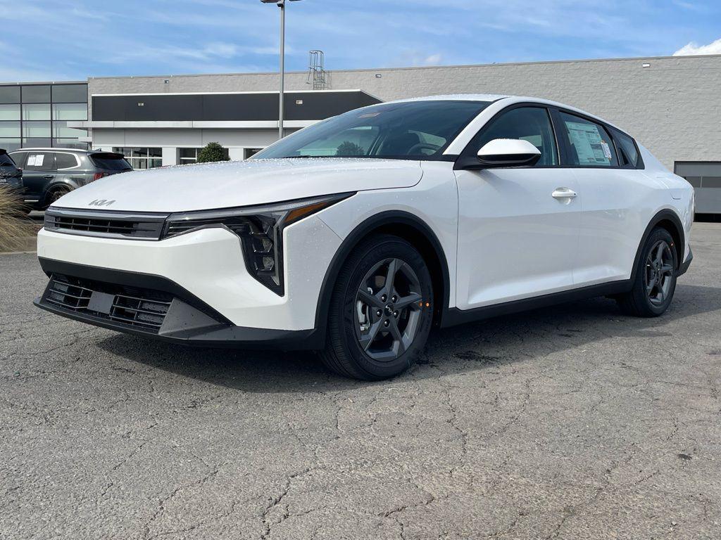 new 2026 Kia K4 car, priced at $24,121